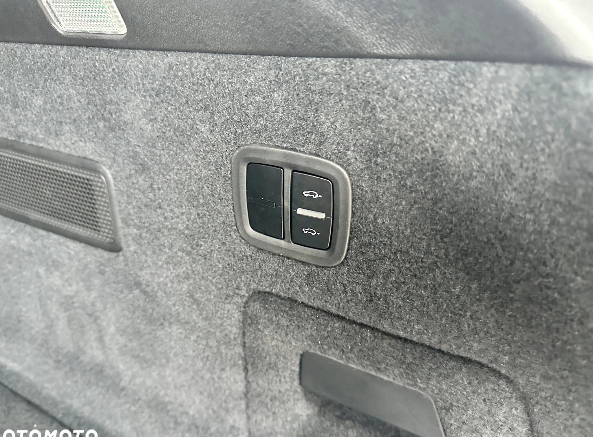 Porsche Cayenne cena 749000 przebieg: 34500, rok produkcji 2021 z Lubawa małe 781